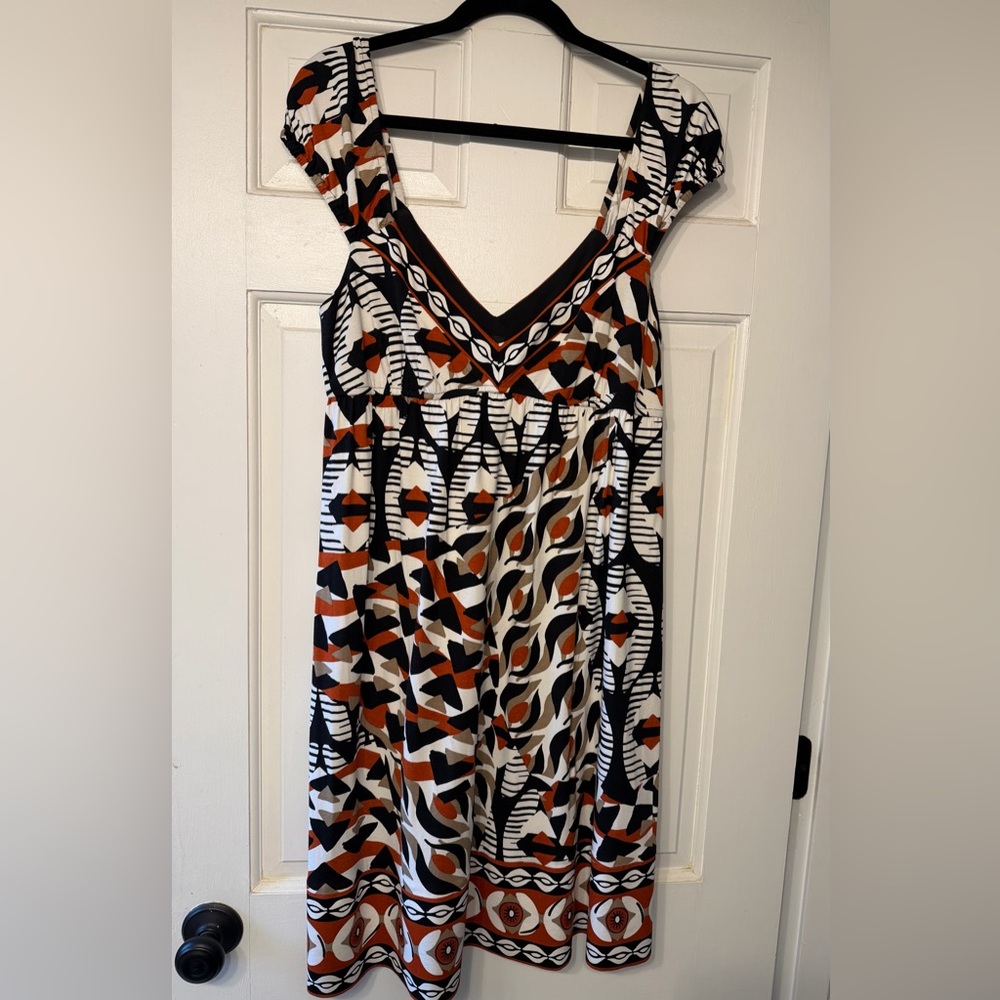 ABS Allen Schwartz Geometric Midi Dress in Black, White & Rust